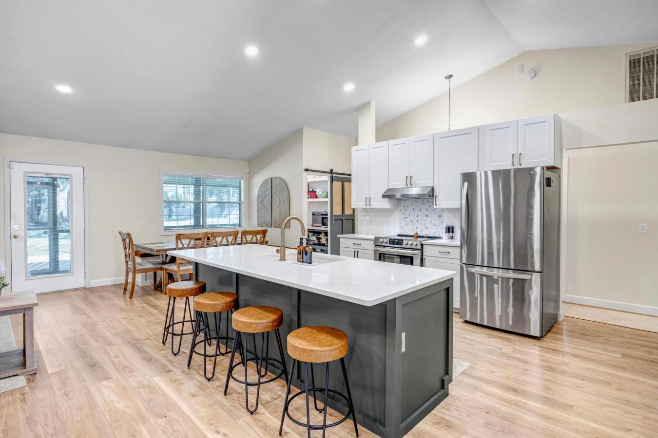 St Johns, Florida, 32259, United States, 4 Bedrooms Bedrooms, ,2 BathroomsBathrooms,Residential,For Sale,2049546