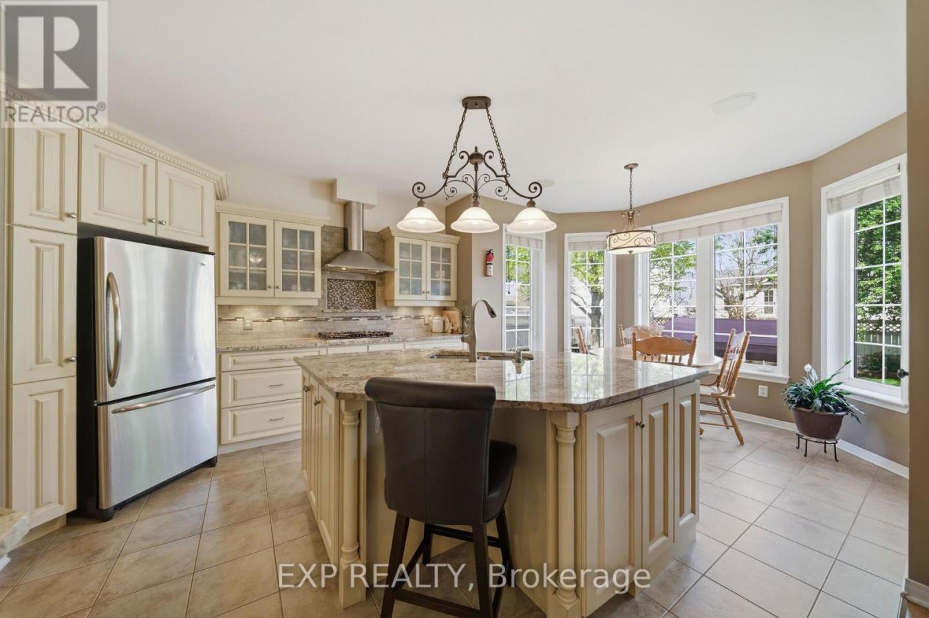 Ottawa, Ottawa, K2J5E4, Canada, 4 Bedrooms Bedrooms, ,4 BathroomsBathrooms,Residential,For Sale,2049544