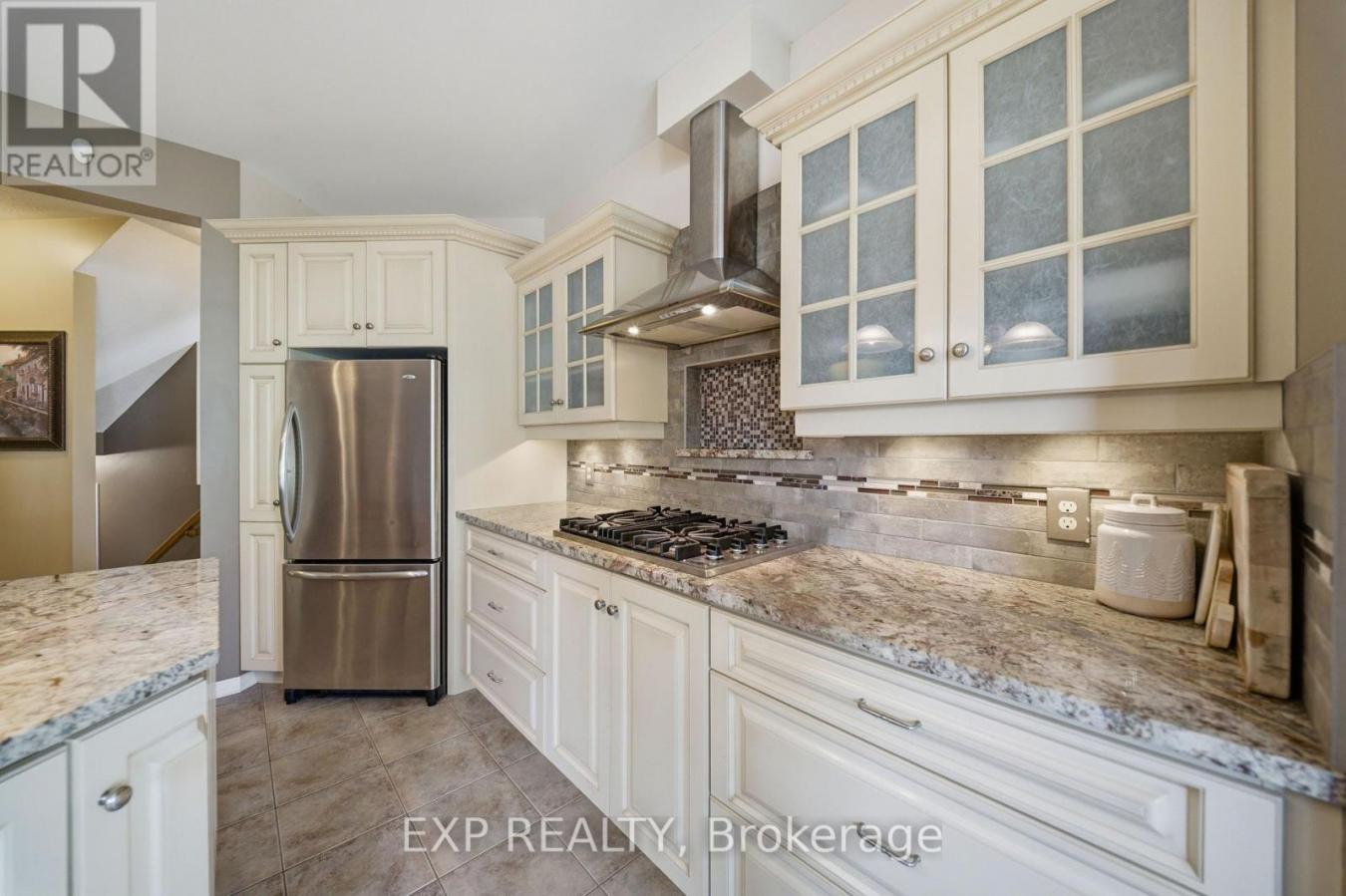 Ottawa, Ottawa, K2J5E4, Canada, 4 Bedrooms Bedrooms, ,4 BathroomsBathrooms,Residential,For Sale,2049544