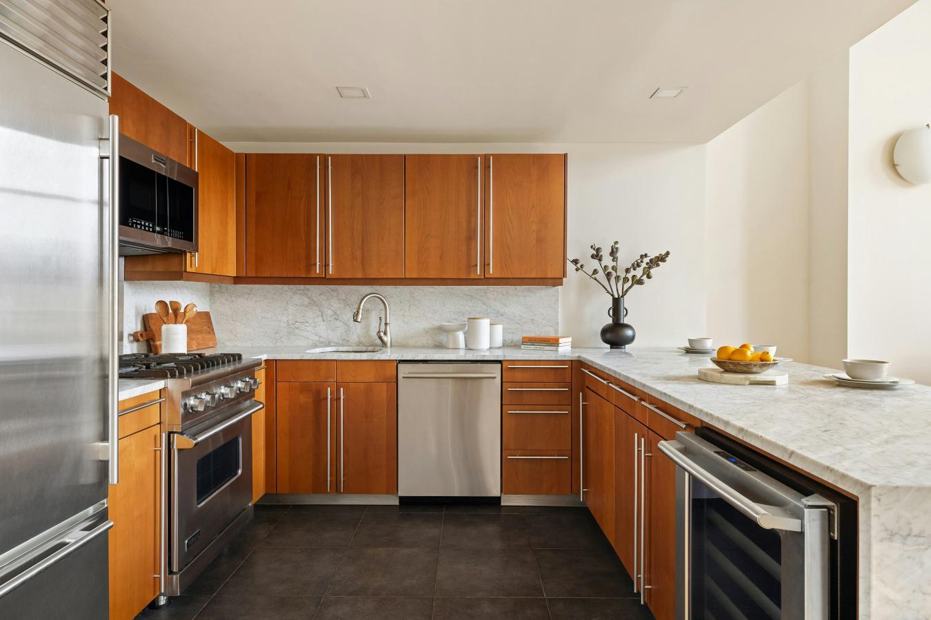 Gramercy Park, New York, 10003, United States, 3 Bedrooms Bedrooms, ,3 BathroomsBathrooms,Residential,For Sale,2049538