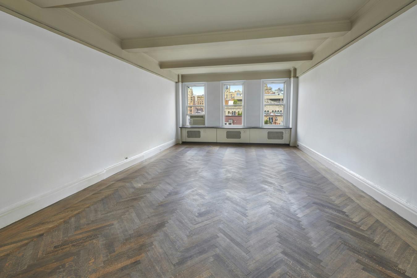 New York, New York, 10024, United States, 2 Bedrooms Bedrooms, ,3 BathroomsBathrooms,Residential,For Sale,2049536