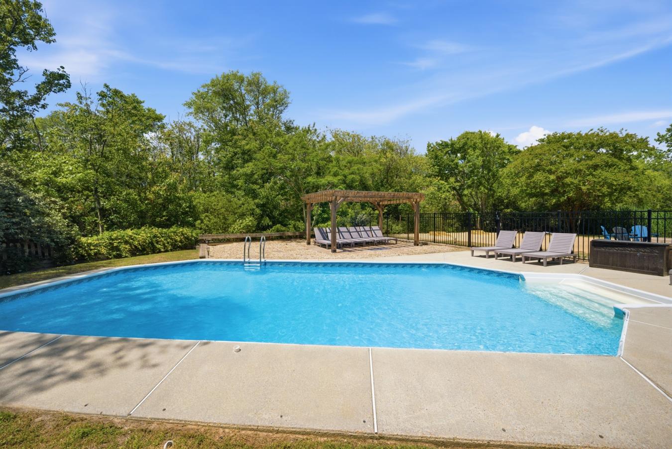 Virginia Beach, Virginia, 23456, United States, 6 Bedrooms Bedrooms, ,6 BathroomsBathrooms,Residential,For Sale,2049534
