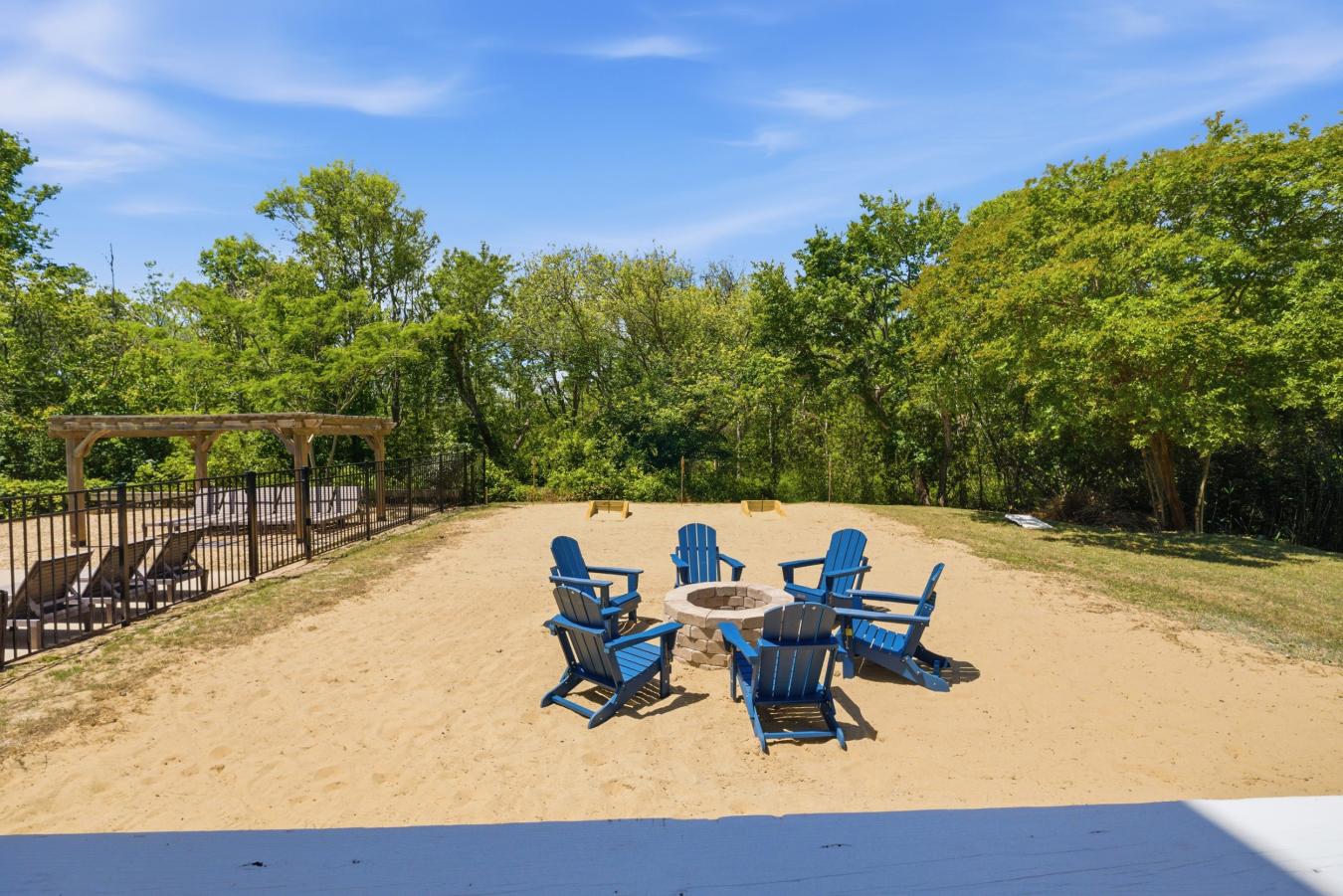 Virginia Beach, Virginia, 23456, United States, 6 Bedrooms Bedrooms, ,6 BathroomsBathrooms,Residential,For Sale,2049534