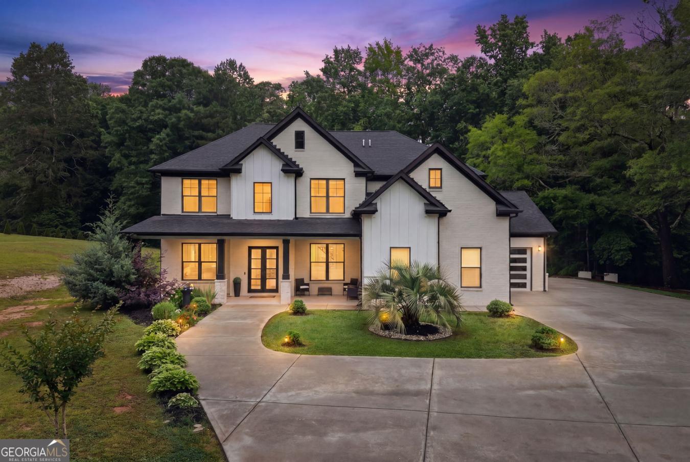 Hoschton, Barrow, 30548, United States, 5 Bedrooms Bedrooms, ,4 BathroomsBathrooms,Residential,For Sale,2049532