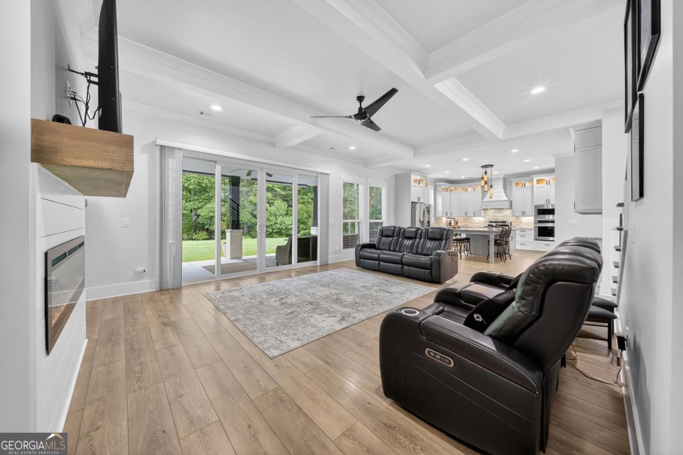 Hoschton, Barrow, 30548, United States, 5 Bedrooms Bedrooms, ,4 BathroomsBathrooms,Residential,For Sale,2049532