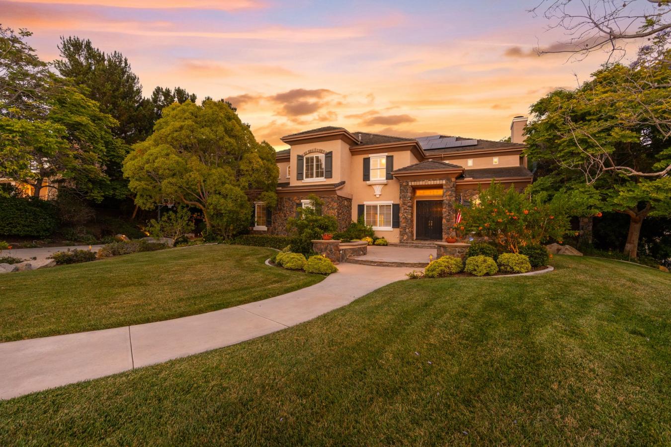 Carlsbad, San Diego County, 92009, United States, 6 Bedrooms Bedrooms, ,4 BathroomsBathrooms,Residential,For Sale,2049531