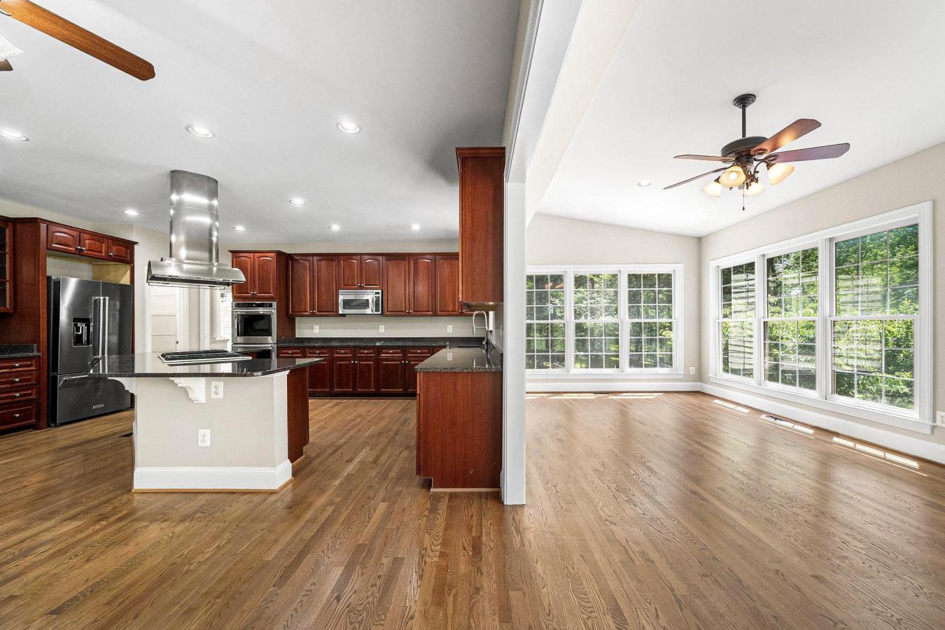HAYMARKET, PRINCE WILLIAM, 20169, United States, 6 Bedrooms Bedrooms, ,6 BathroomsBathrooms,Residential,For Sale,2049530