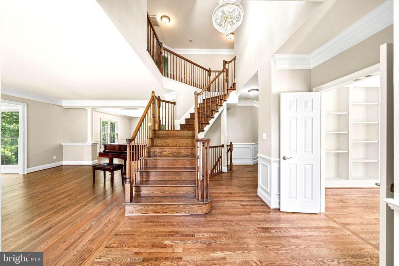 HAYMARKET, PRINCE WILLIAM, 20169, United States, 6 Bedrooms Bedrooms, ,6 BathroomsBathrooms,Residential,For Sale,2049530