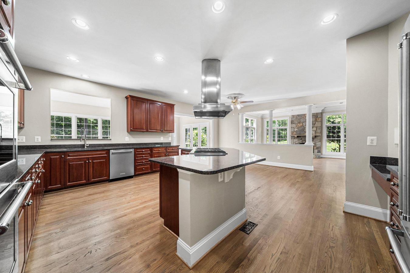 HAYMARKET, PRINCE WILLIAM, 20169, United States, 6 Bedrooms Bedrooms, ,6 BathroomsBathrooms,Residential,For Sale,2049530