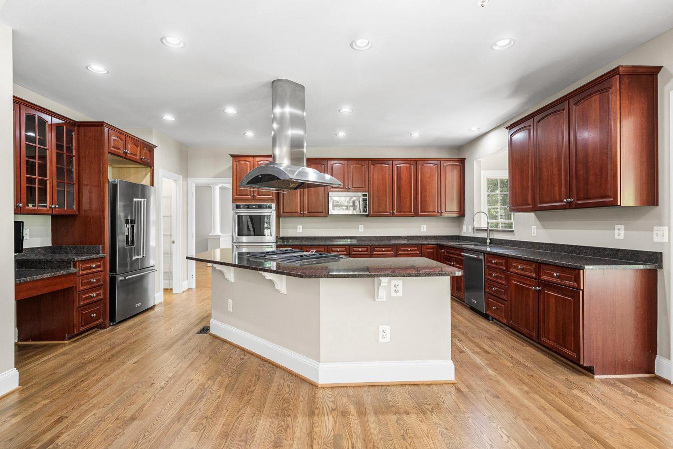 HAYMARKET, PRINCE WILLIAM, 20169, United States, 6 Bedrooms Bedrooms, ,6 BathroomsBathrooms,Residential,For Sale,2049530