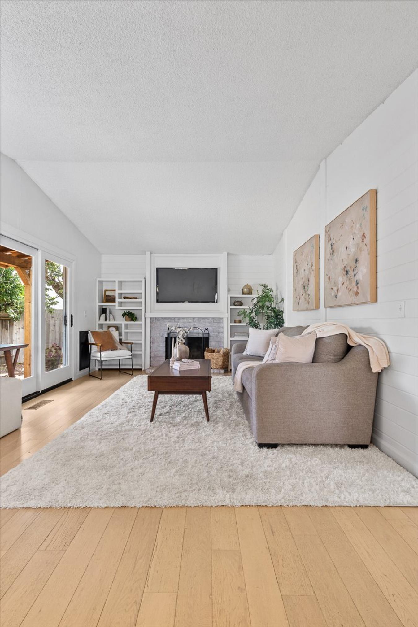 Santa Rosa, Sonoma, 95405, United States, 3 Bedrooms Bedrooms, ,2 BathroomsBathrooms,Residential,For Sale,2049529