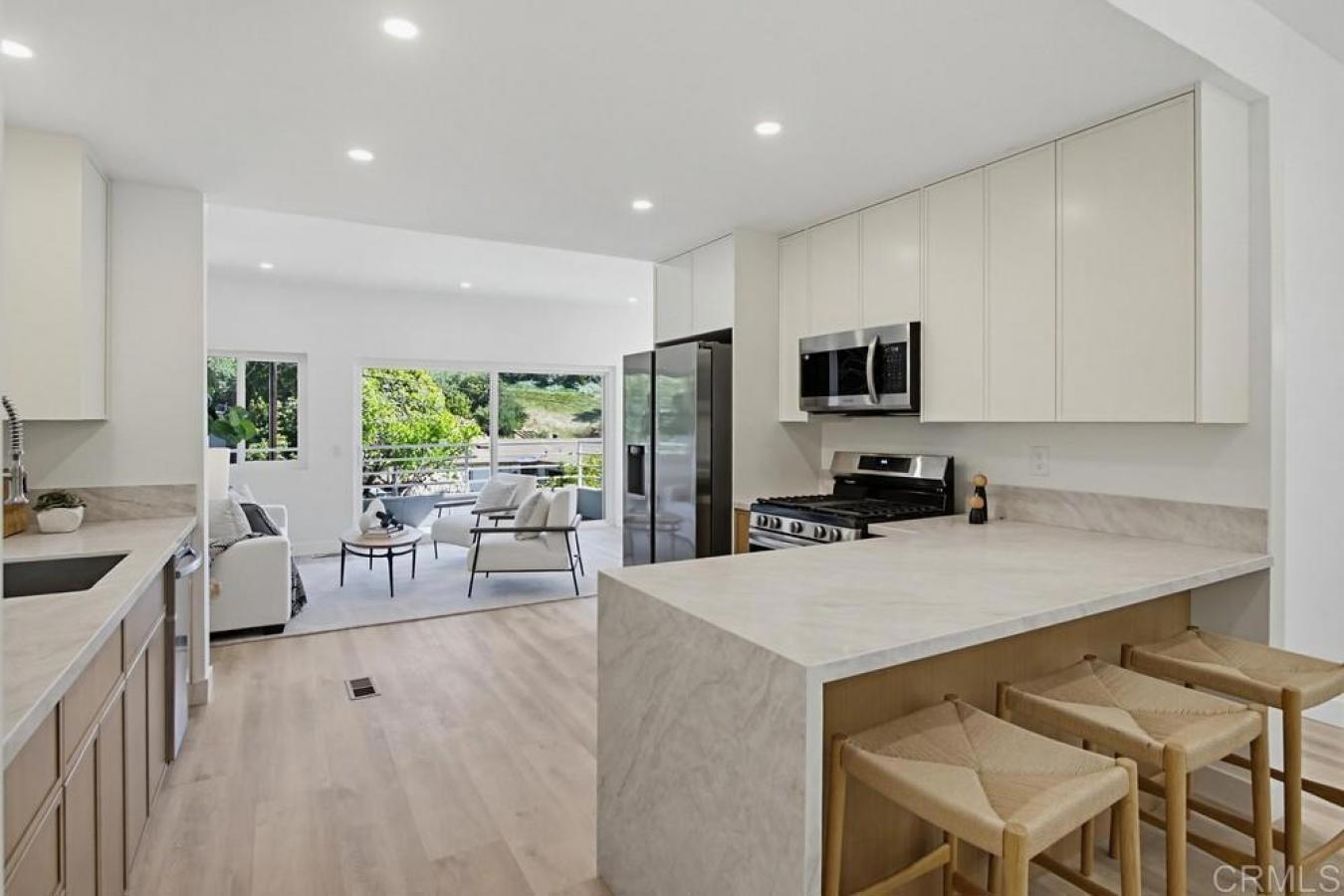 San Diego, San Diego, 92111, United States, 2 Bedrooms Bedrooms, ,2 BathroomsBathrooms,Residential,For Sale,2049525