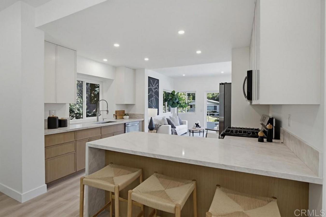 San Diego, San Diego, 92111, United States, 2 Bedrooms Bedrooms, ,2 BathroomsBathrooms,Residential,For Sale,2049525
