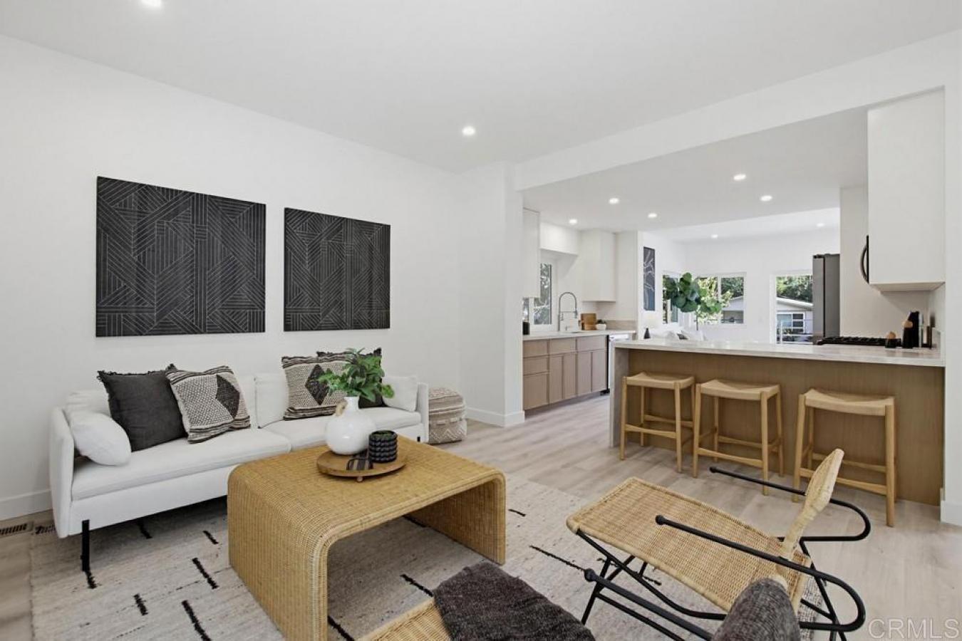San Diego, San Diego, 92111, United States, 2 Bedrooms Bedrooms, ,2 BathroomsBathrooms,Residential,For Sale,2049525