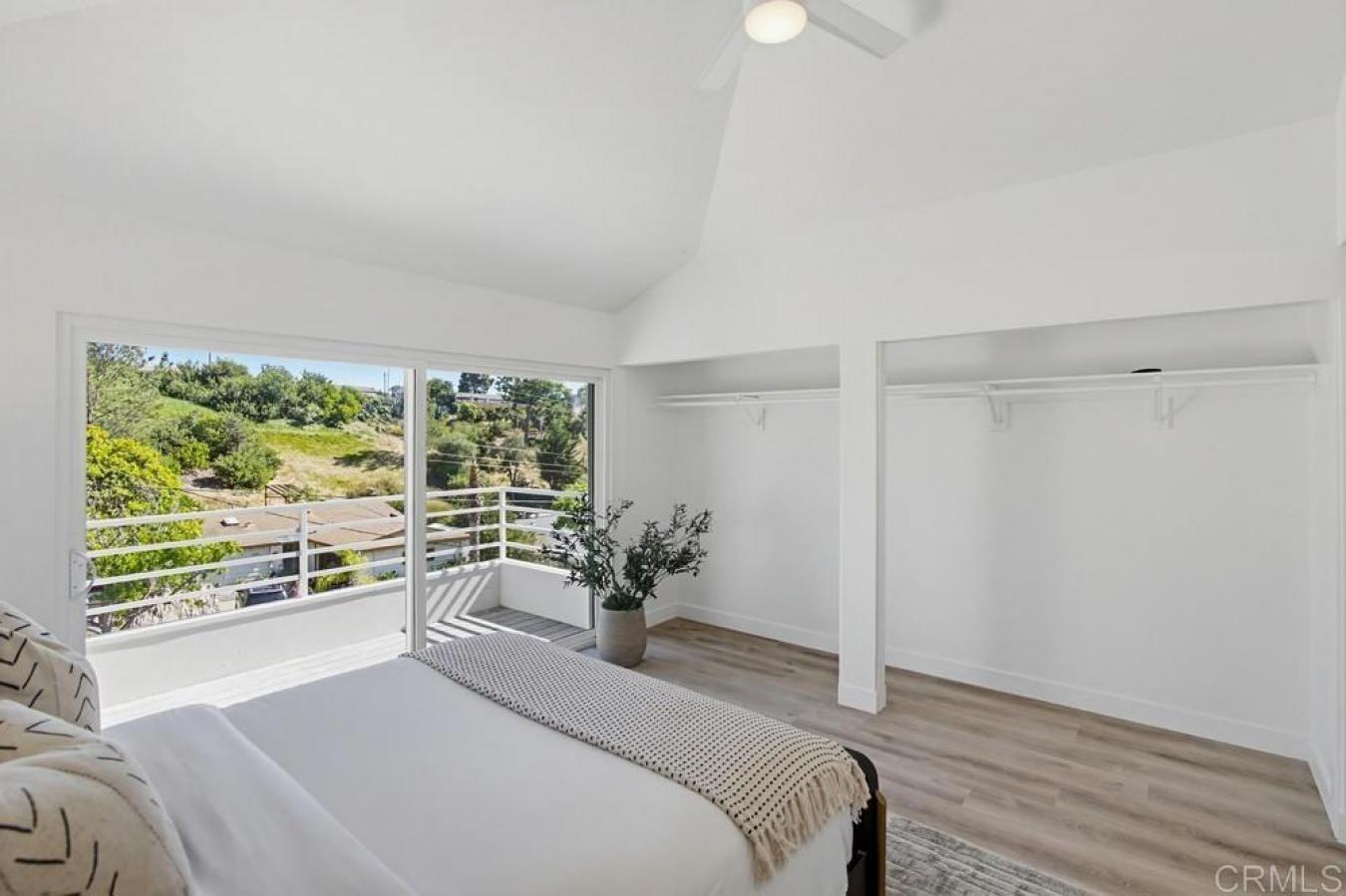 San Diego, San Diego, 92111, United States, 2 Bedrooms Bedrooms, ,2 BathroomsBathrooms,Residential,For Sale,2049525