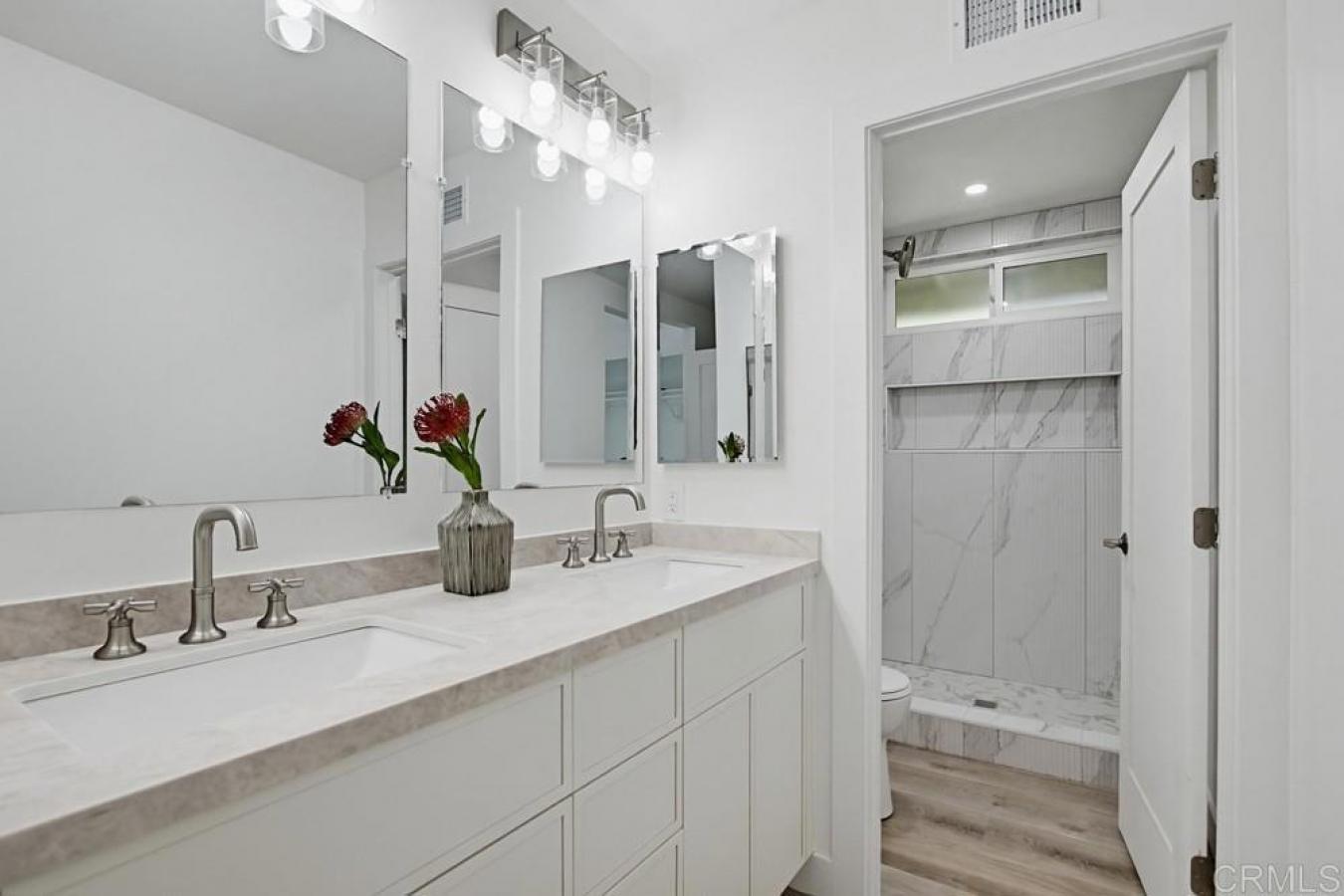 San Diego, San Diego, 92111, United States, 2 Bedrooms Bedrooms, ,2 BathroomsBathrooms,Residential,For Sale,2049525