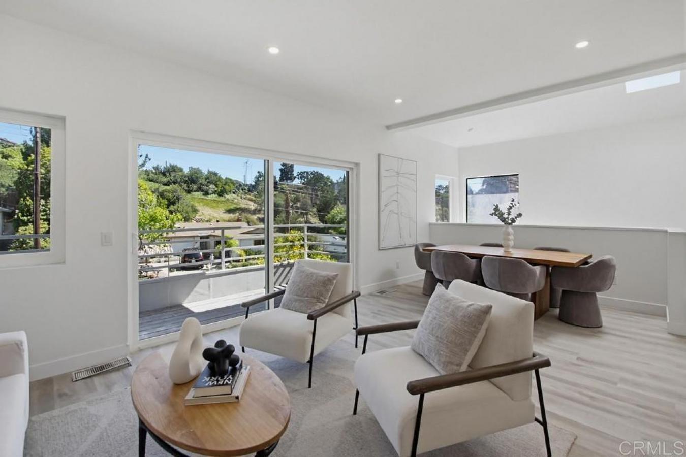 San Diego, San Diego, 92111, United States, 2 Bedrooms Bedrooms, ,2 BathroomsBathrooms,Residential,For Sale,2049525