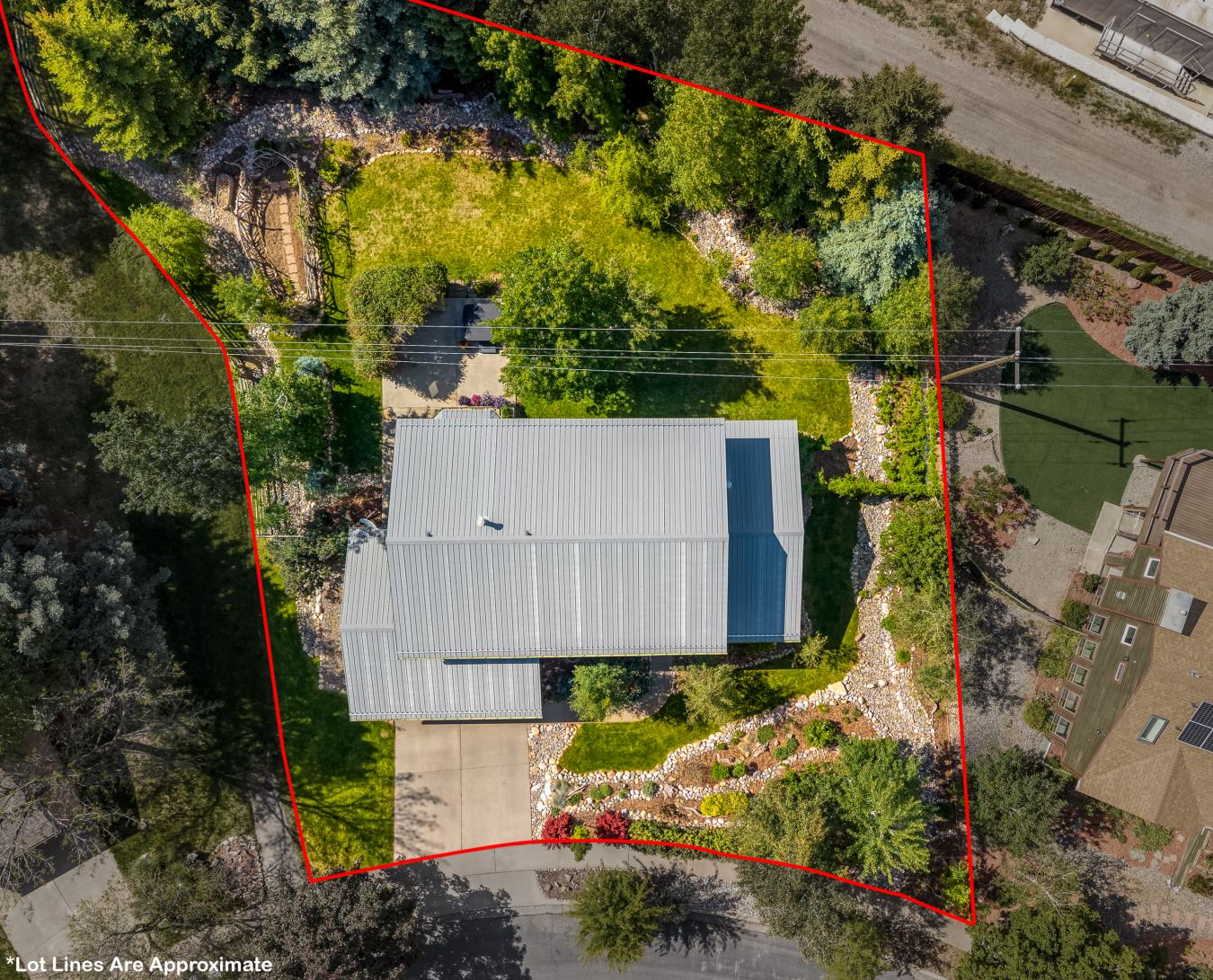 Durango, La Plata, 81301, United States, 4 Bedrooms Bedrooms, ,3 BathroomsBathrooms,Residential,For Sale,2049524