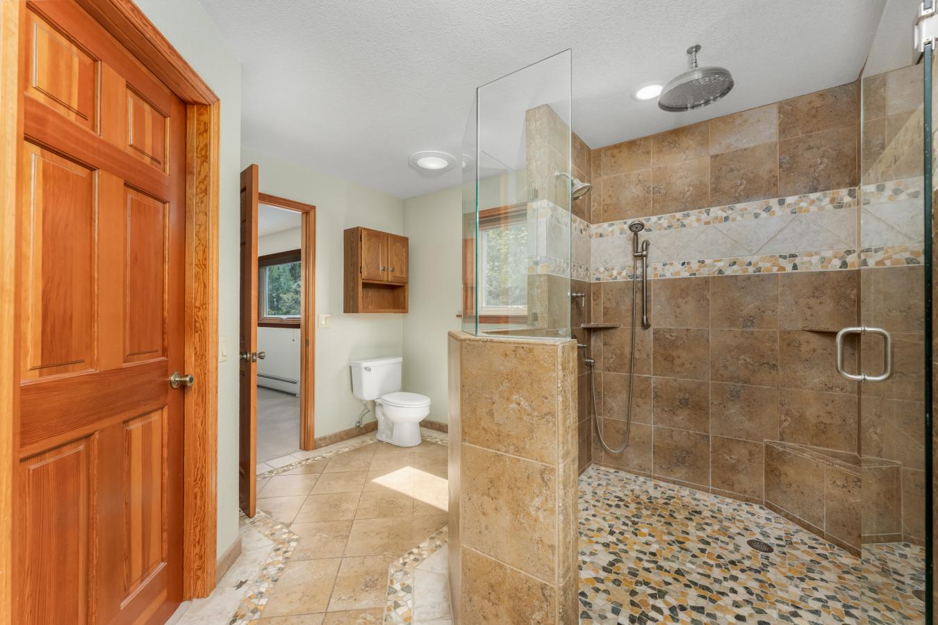 Durango, La Plata, 81301, United States, 4 Bedrooms Bedrooms, ,3 BathroomsBathrooms,Residential,For Sale,2049524