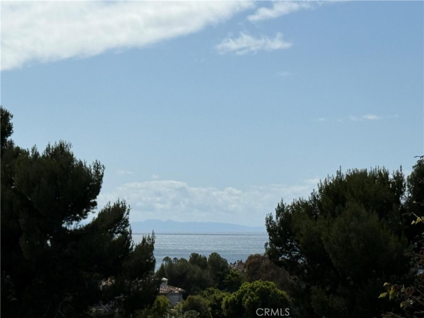 Catalina View! Warm coastal villa living in Monarch Beach is available – image 8
