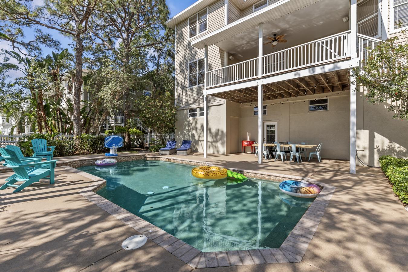 Crystal Beach, Pinellas, 34681, United States, 5 Bedrooms Bedrooms, ,3 BathroomsBathrooms,Residential,For Sale,2049519