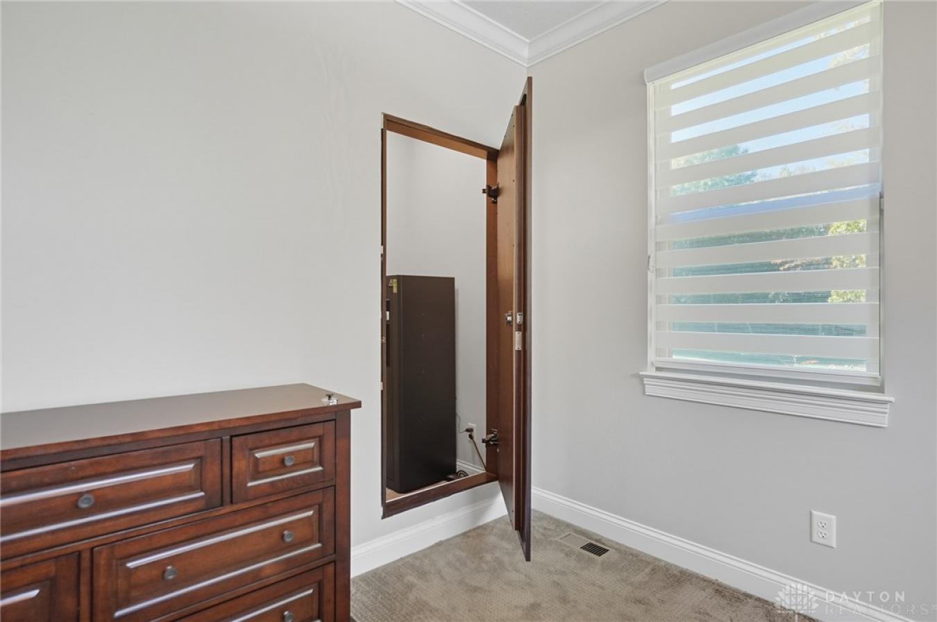 Clearcreek Twp, Warren, 45458, United States, ,Residential,For Sale,2049518
