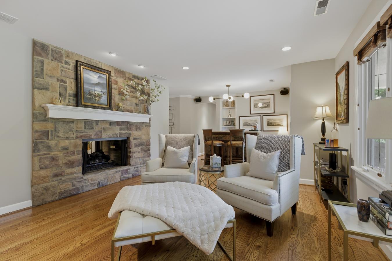 Creve Coeur, Missouri, 63141, United States, 3 Bedrooms Bedrooms, ,2 BathroomsBathrooms,Residential,For Sale,2049517