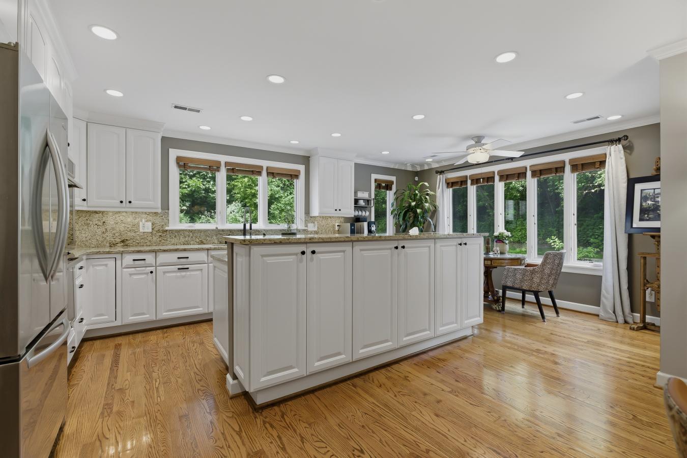 Creve Coeur, Missouri, 63141, United States, 3 Bedrooms Bedrooms, ,2 BathroomsBathrooms,Residential,For Sale,2049517