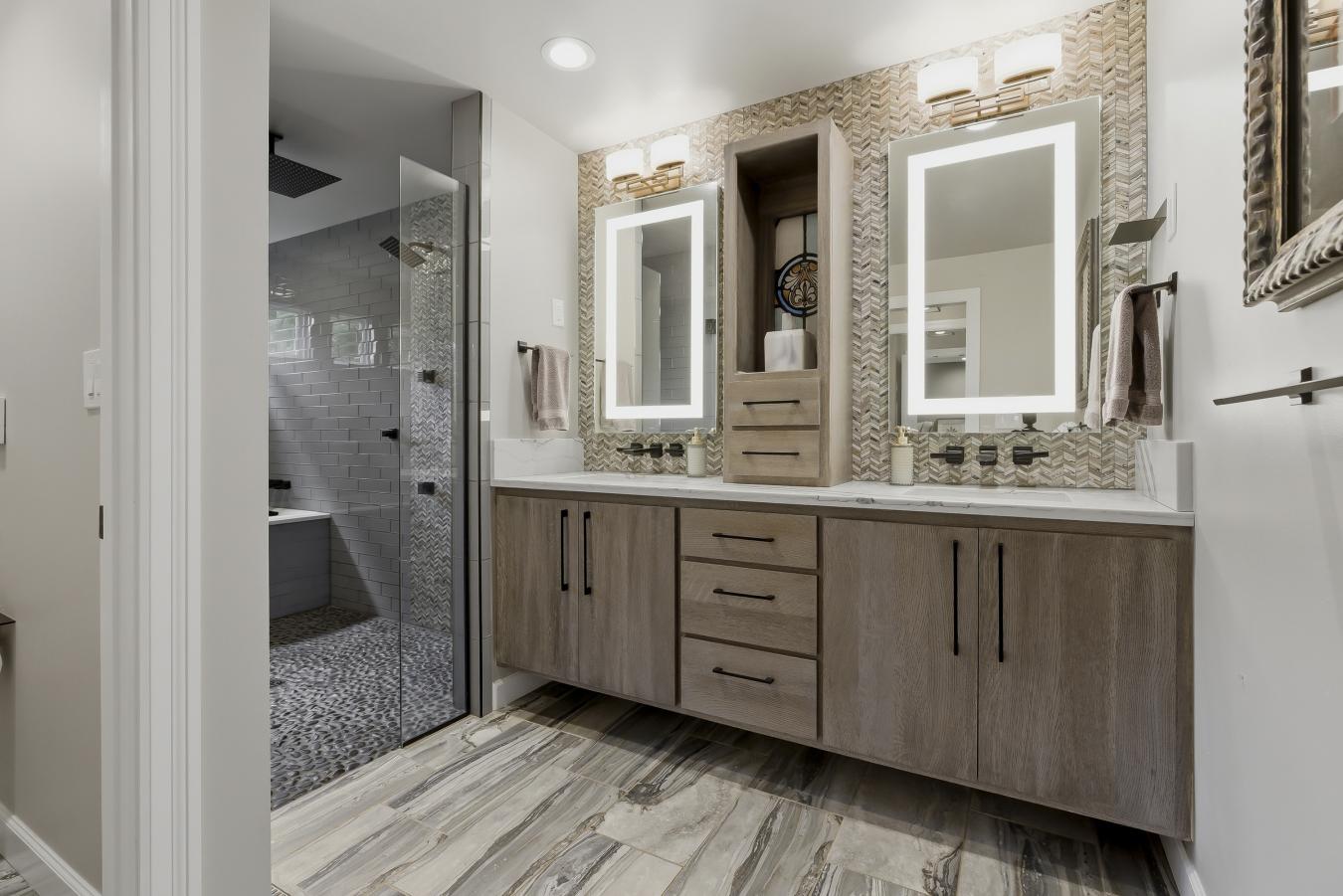 Creve Coeur, Missouri, 63141, United States, 3 Bedrooms Bedrooms, ,2 BathroomsBathrooms,Residential,For Sale,2049517