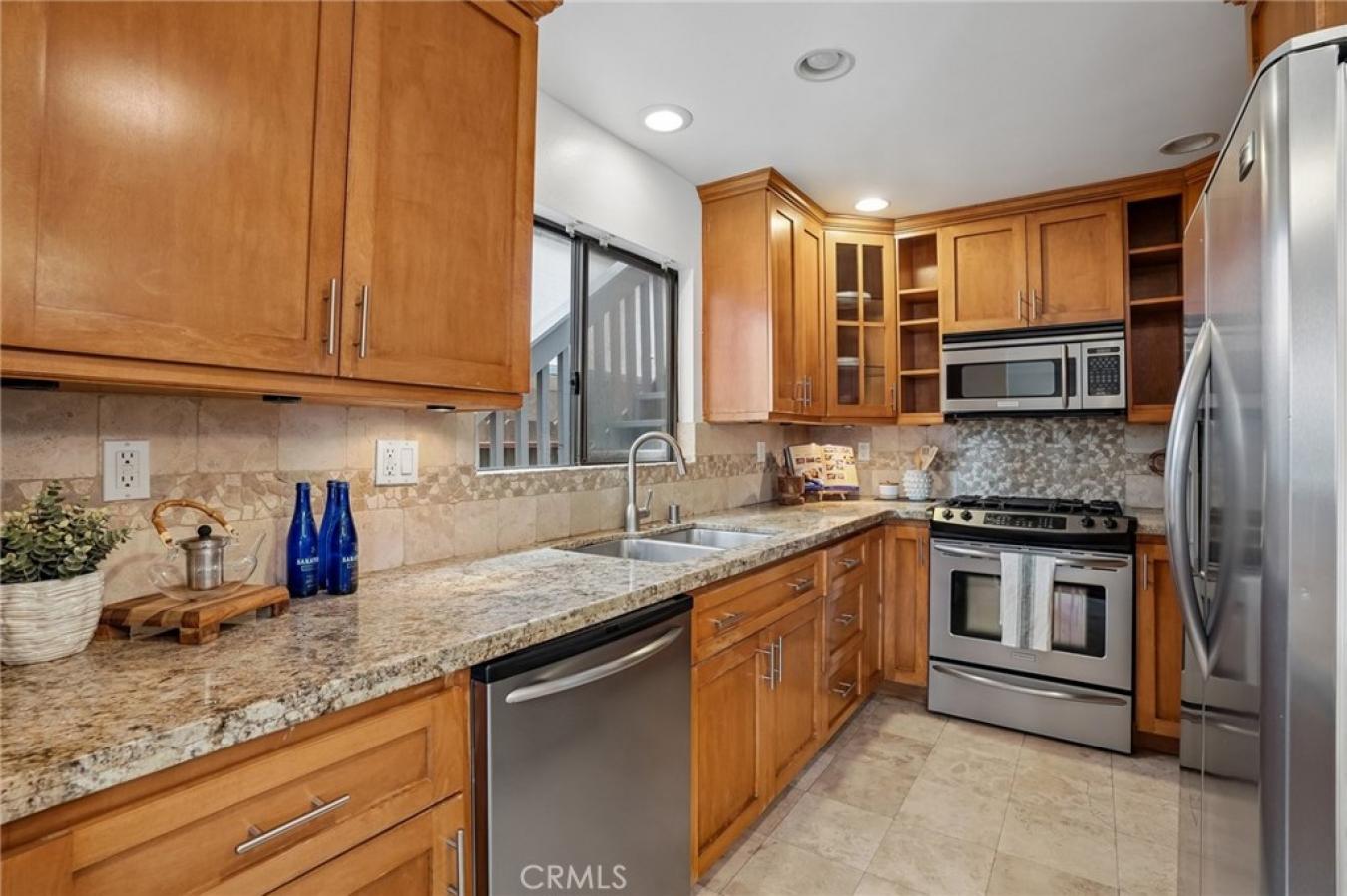 Manhattan Beach, Los Angeles, 90266, United States, 3 Bedrooms Bedrooms, ,2 BathroomsBathrooms,Residential,For Sale,2049516