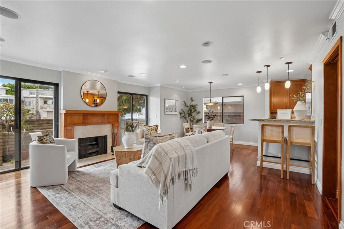 Manhattan Beach, Los Angeles, 90266, United States, 3 Bedrooms Bedrooms, ,2 BathroomsBathrooms,Residential,For Sale,2049516