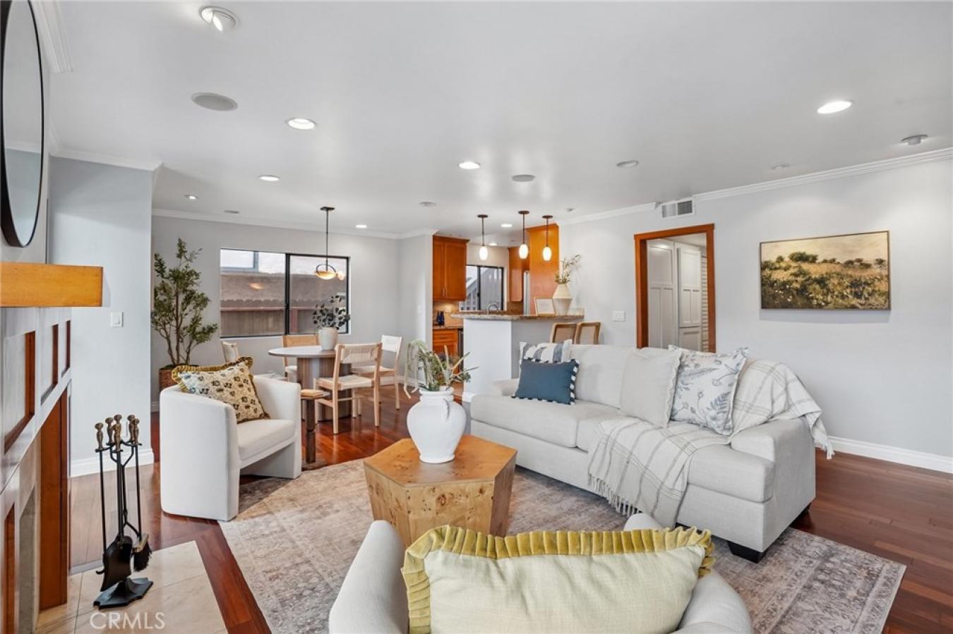 Manhattan Beach, Los Angeles, 90266, United States, 3 Bedrooms Bedrooms, ,2 BathroomsBathrooms,Residential,For Sale,2049516