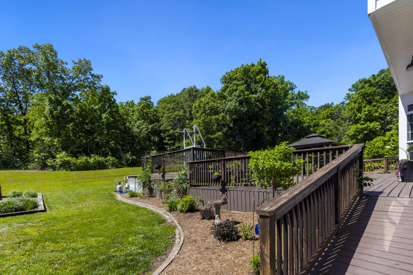 Warrenton, Missouri, 63383, United States, 5 Bedrooms Bedrooms, ,2 BathroomsBathrooms,Residential,For Sale,2049515