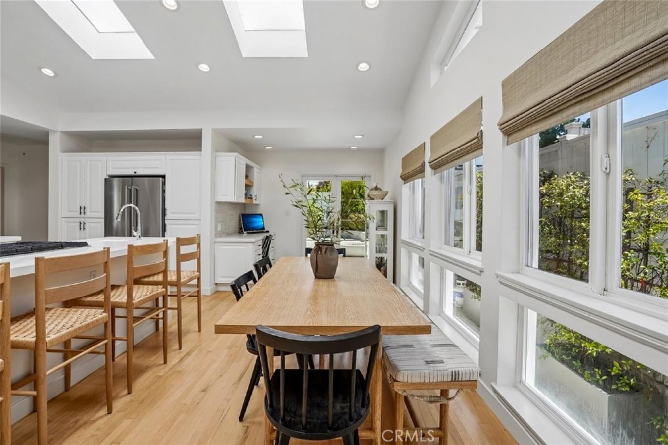 Manhattan Beach, Los Angeles, 90266, United States, 4 Bedrooms Bedrooms, ,2 BathroomsBathrooms,Residential,For Sale,2049514