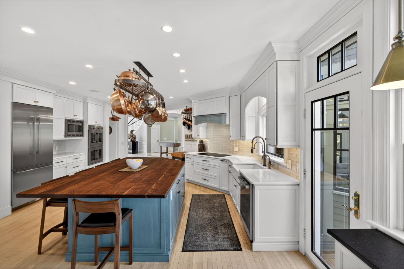 Falmouth, Barnstable, 02540, United States, 4 Bedrooms Bedrooms, ,3 BathroomsBathrooms,Residential,For Sale,2049510