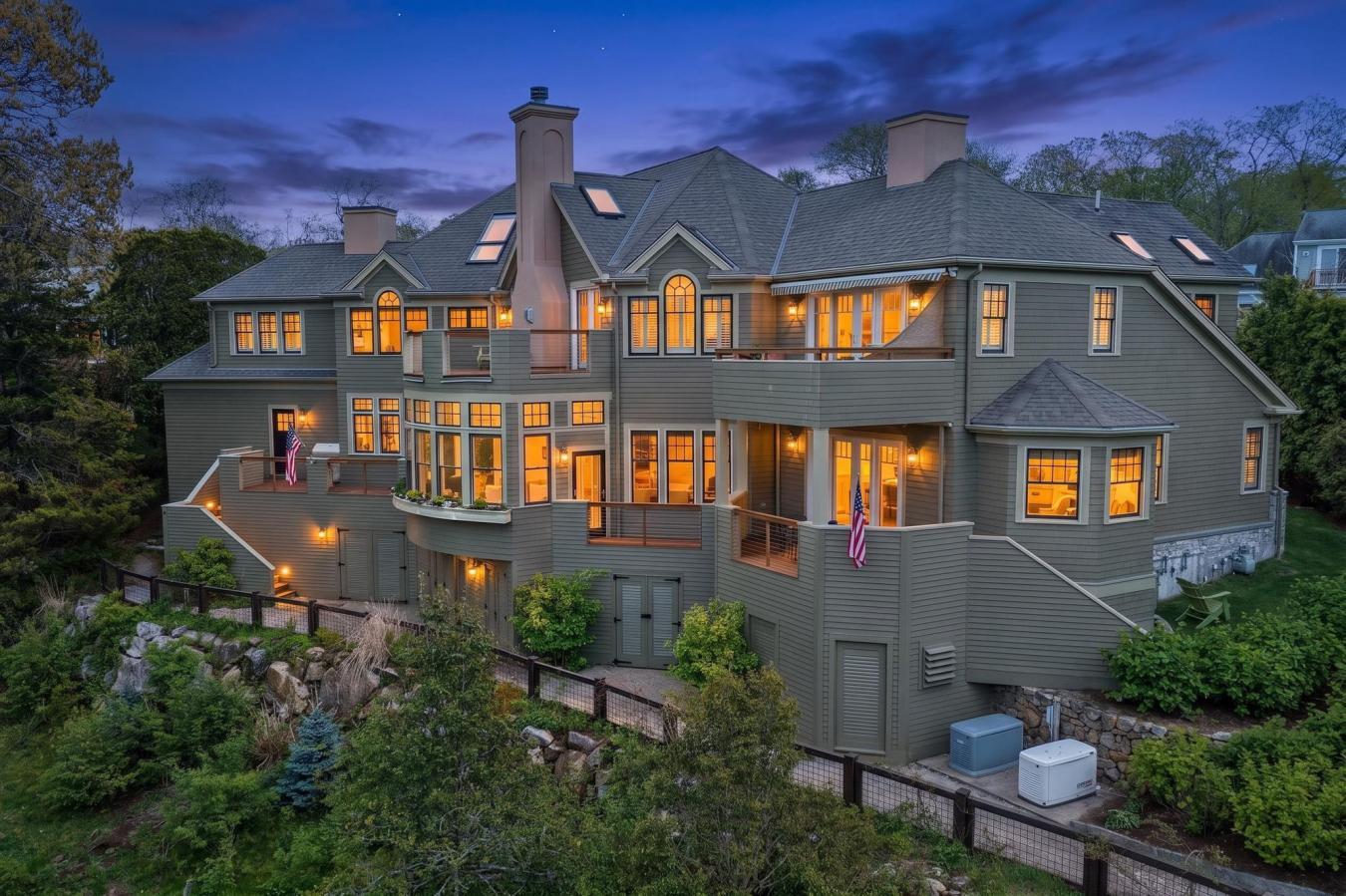 Falmouth, Barnstable, 02540, United States, 4 Bedrooms Bedrooms, ,3 BathroomsBathrooms,Residential,For Sale,2049510