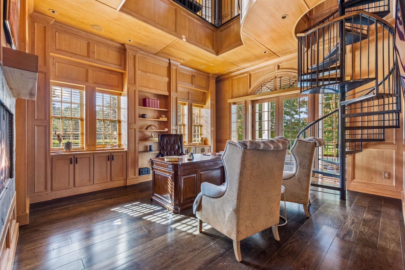 Chuluota, Florida, 32766, United States, 8 Bedrooms Bedrooms, ,8 BathroomsBathrooms,Residential,For Sale,2049505