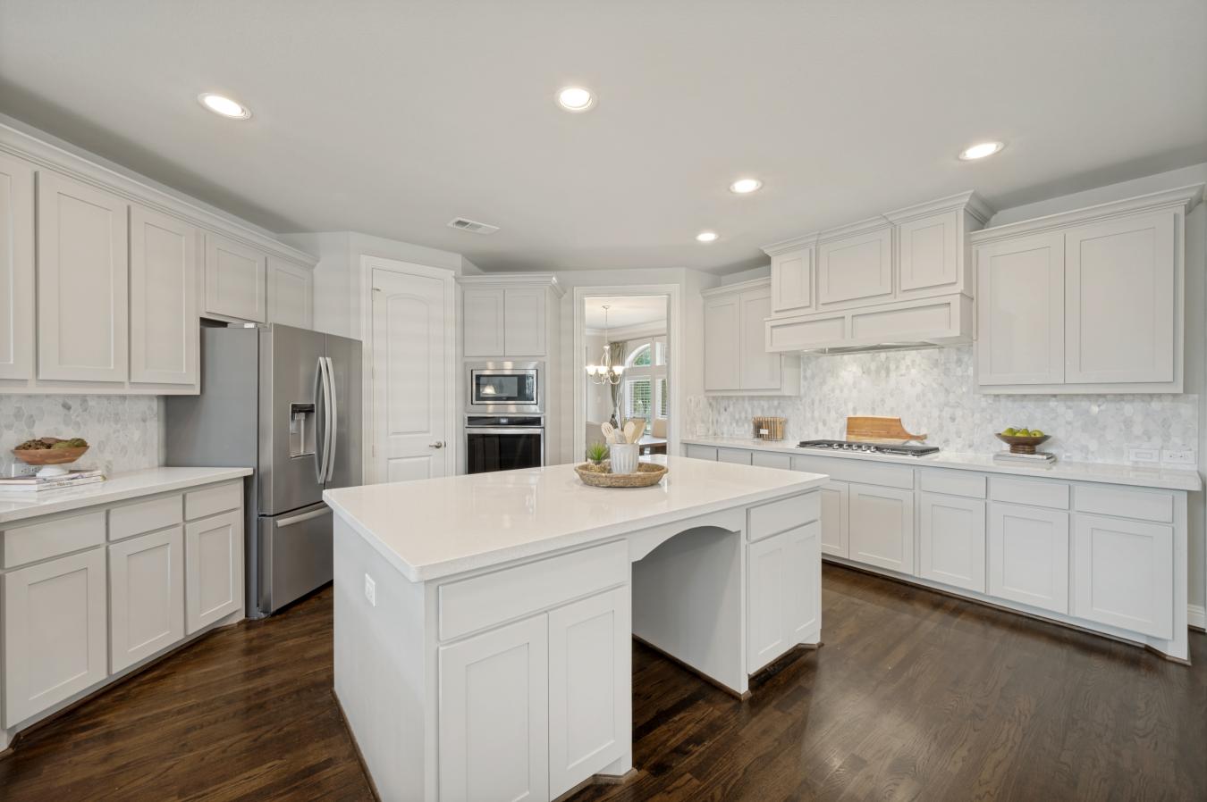 Welcome to 3624 Ladybank, a beautifully maintained 5-bed, 4-bath home – image 15
