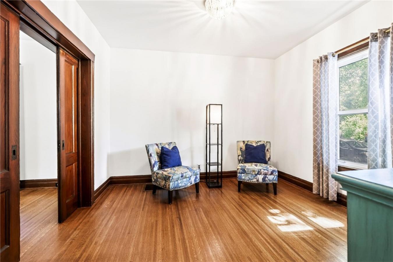 Welcome to 51 Nelson Street, where timeless craftsmanship and thoughtf – image 11