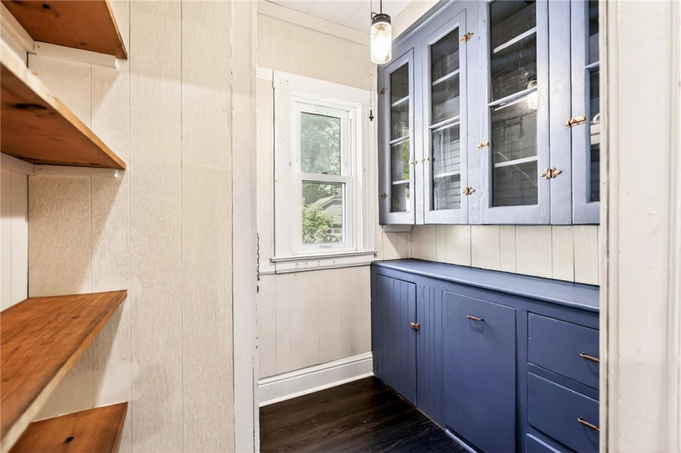 Welcome to 51 Nelson Street, where timeless craftsmanship and thoughtf – image 20