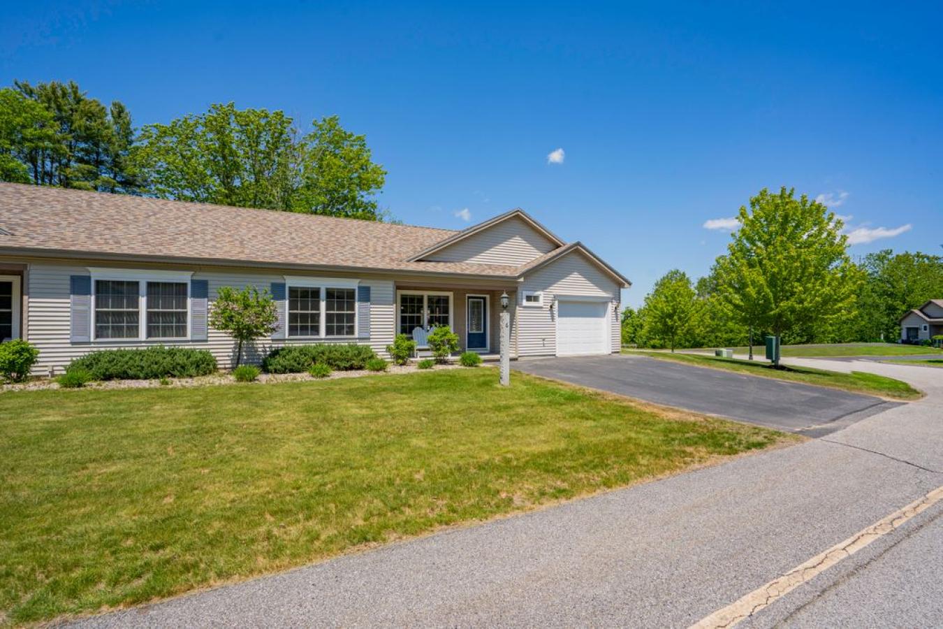 Welcome to Stonehill Condominiums, one of Biddefords most desirable 55 – image 5