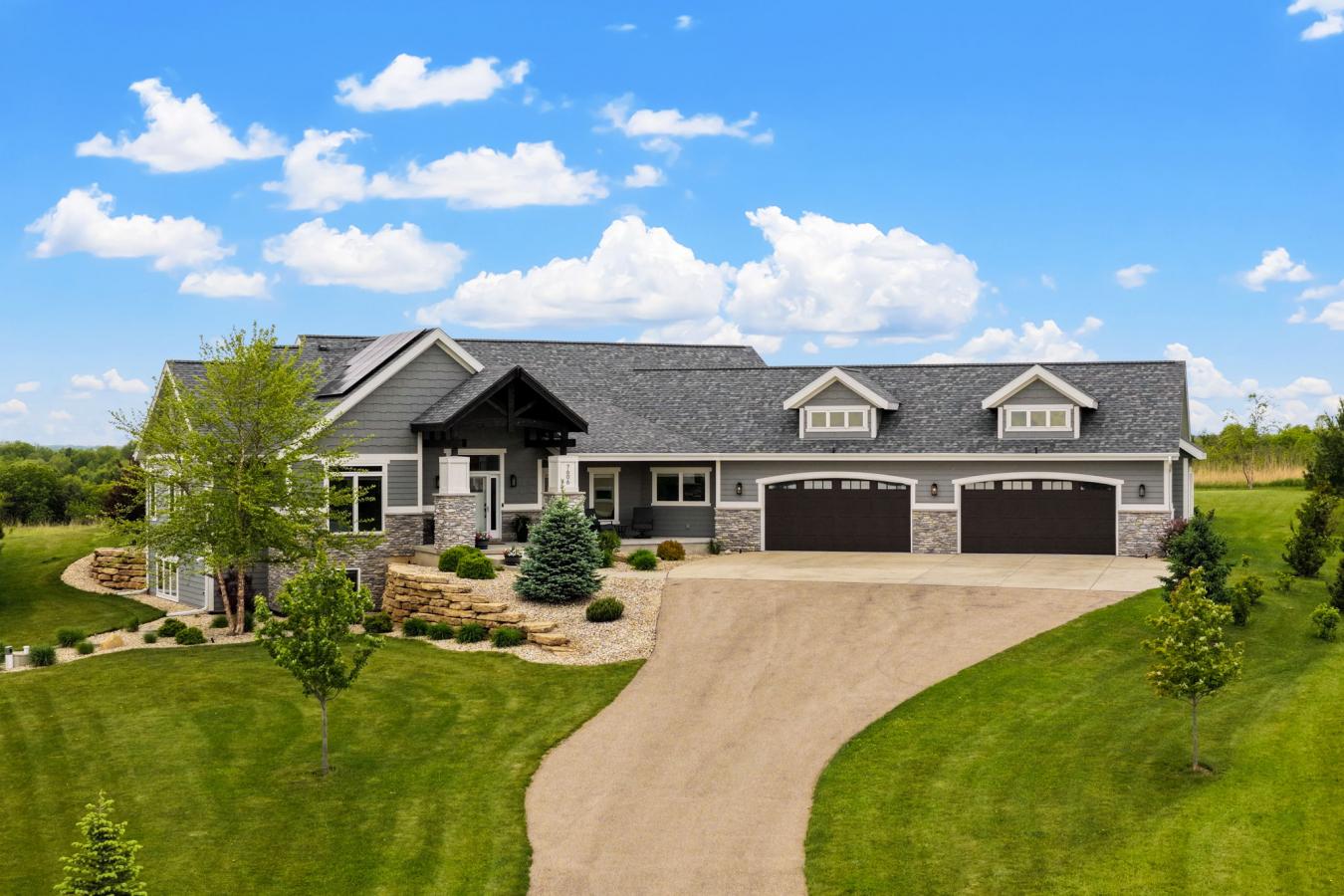 7606 Driftless Ridge Way, Verona, DANE, 53593, United States, 5 Bedrooms Bedrooms, ,4 BathroomsBathrooms,Residential,For Sale,7606 Driftless Ridge Way,2023957