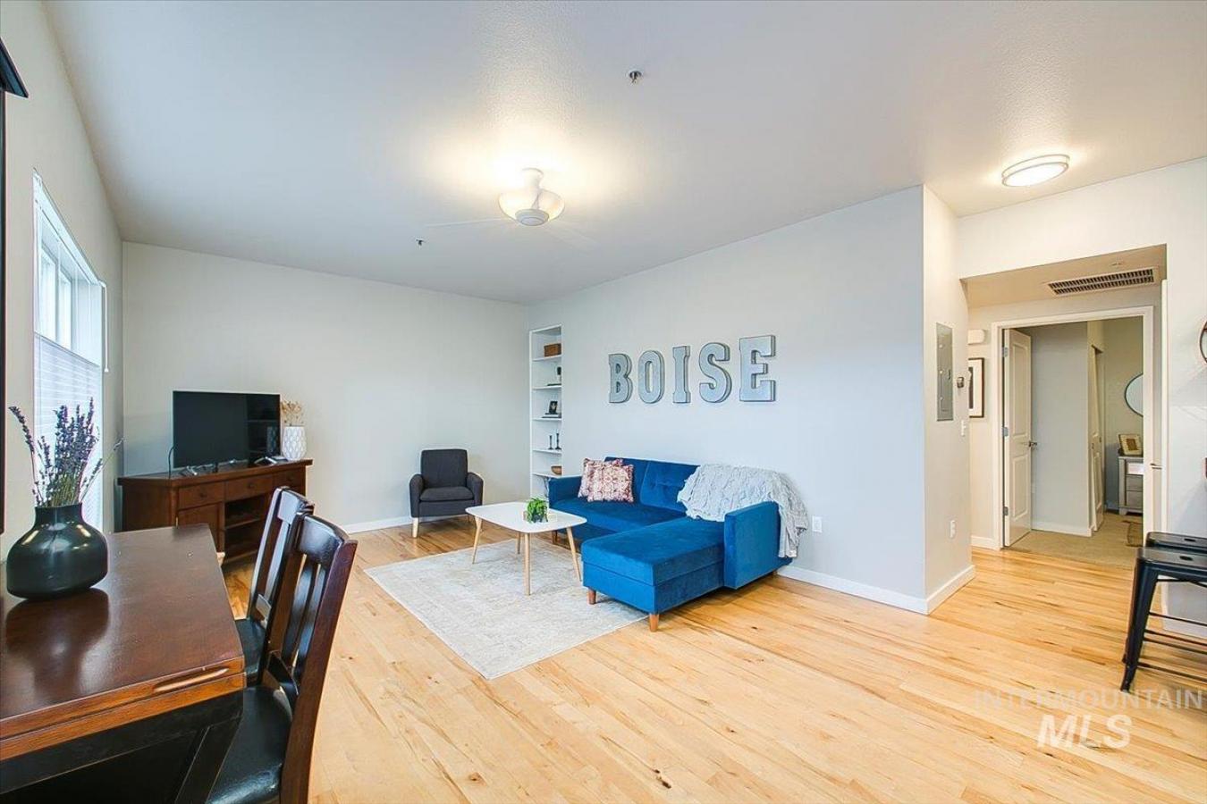 1463 W Grand Avenue, Boise, Ada, 83702, United States, 2 Bedrooms Bedrooms, ,Residential,For Sale,1463 W Grand Avenue,98984695