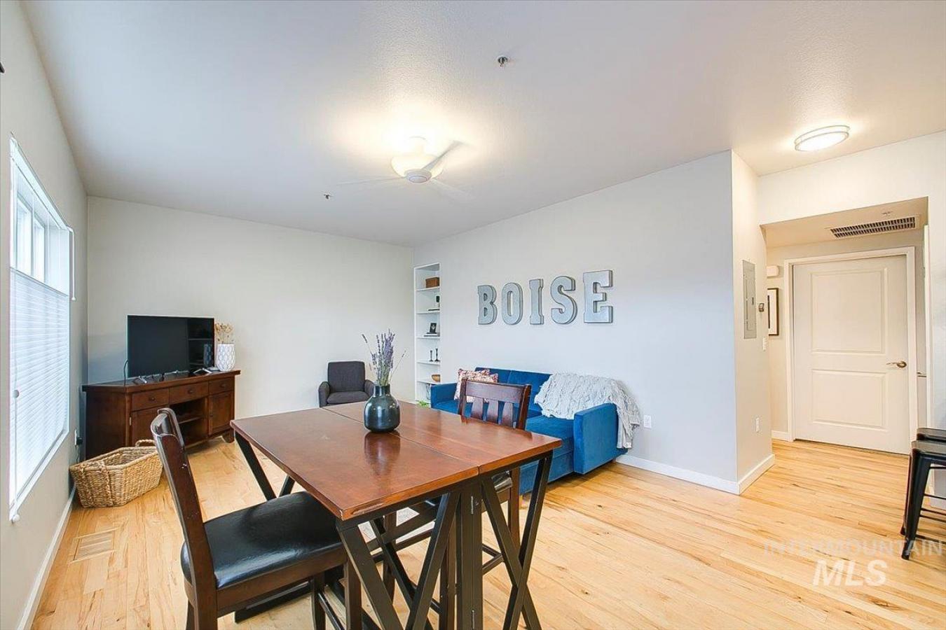 1463 W Grand Avenue, Boise, Ada, 83702, United States, 2 Bedrooms Bedrooms, ,Residential,For Sale,1463 W Grand Avenue,98984695