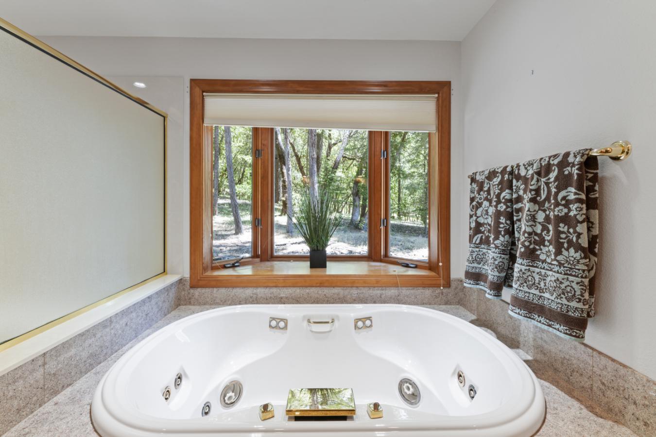 1562 Sleepy Hollow Loop, Grants Pass, Josephine, 97527, United States, 4 Bedrooms Bedrooms, ,2 BathroomsBathrooms,Residential,For Sale,1562 Sleepy Hollow Loop,220221828