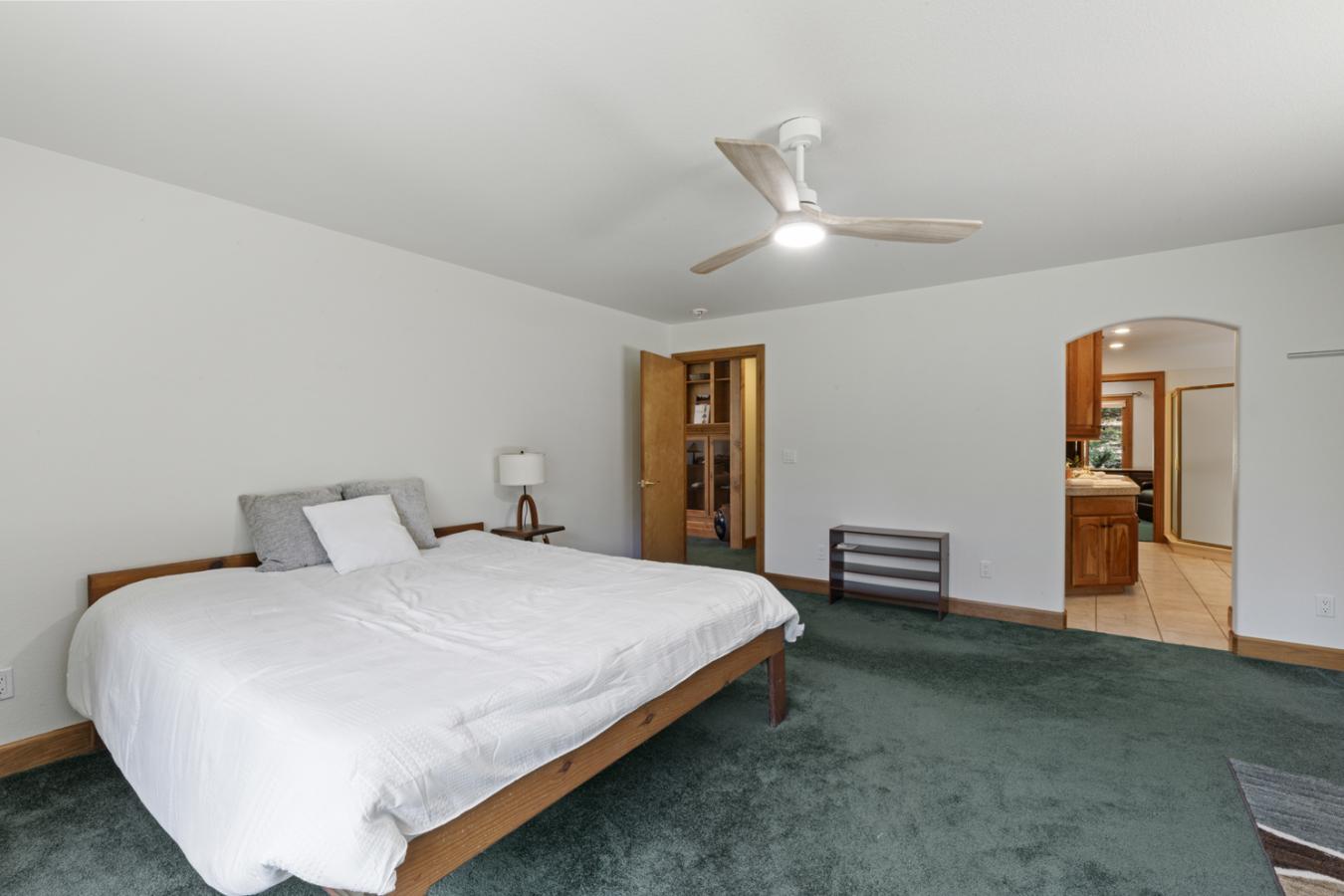 1562 Sleepy Hollow Loop, Grants Pass, Josephine, 97527, United States, 4 Bedrooms Bedrooms, ,2 BathroomsBathrooms,Residential,For Sale,1562 Sleepy Hollow Loop,220221828