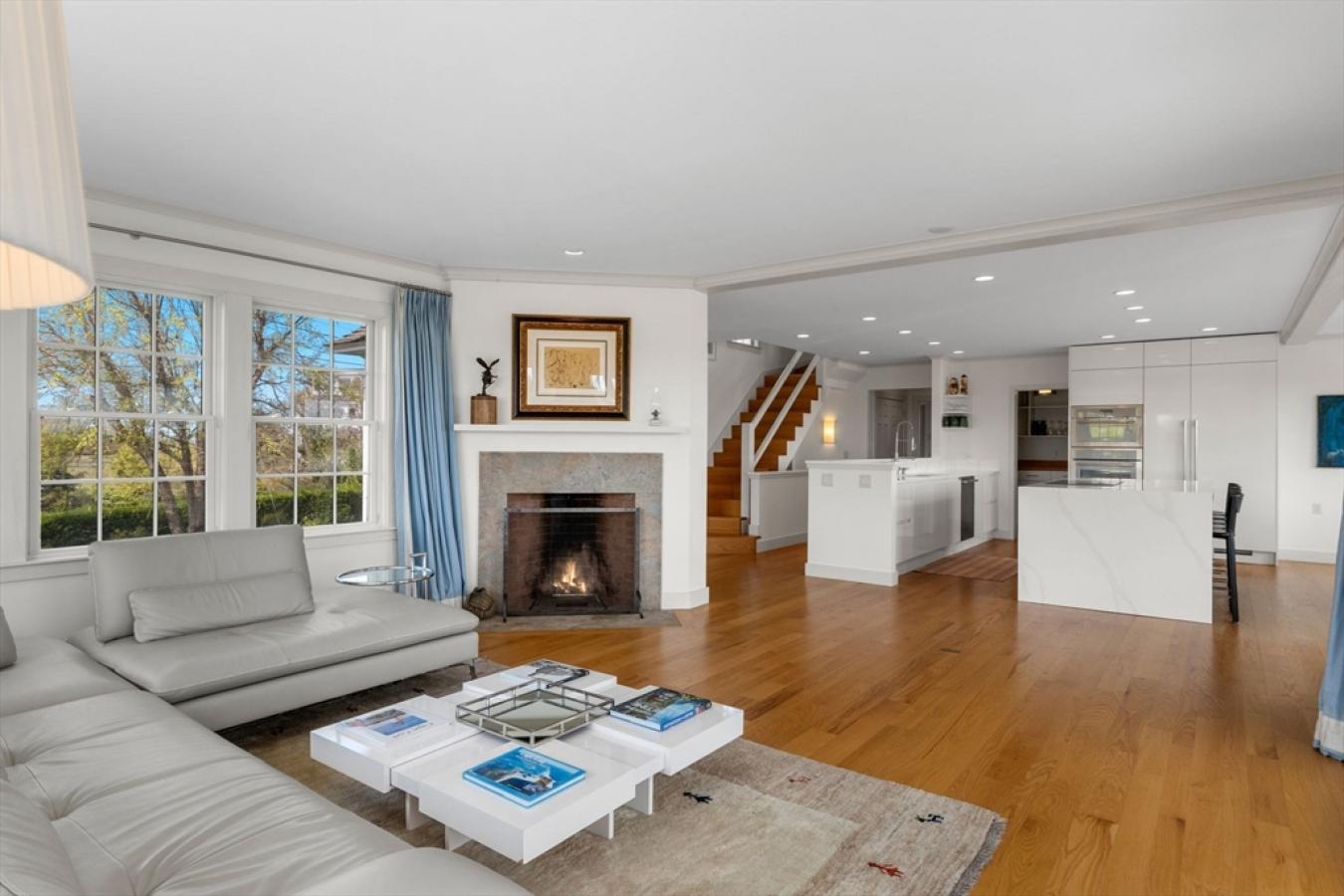 Perched on the waterfront in Chathams coveted Stage Island neighborhoo – image 5