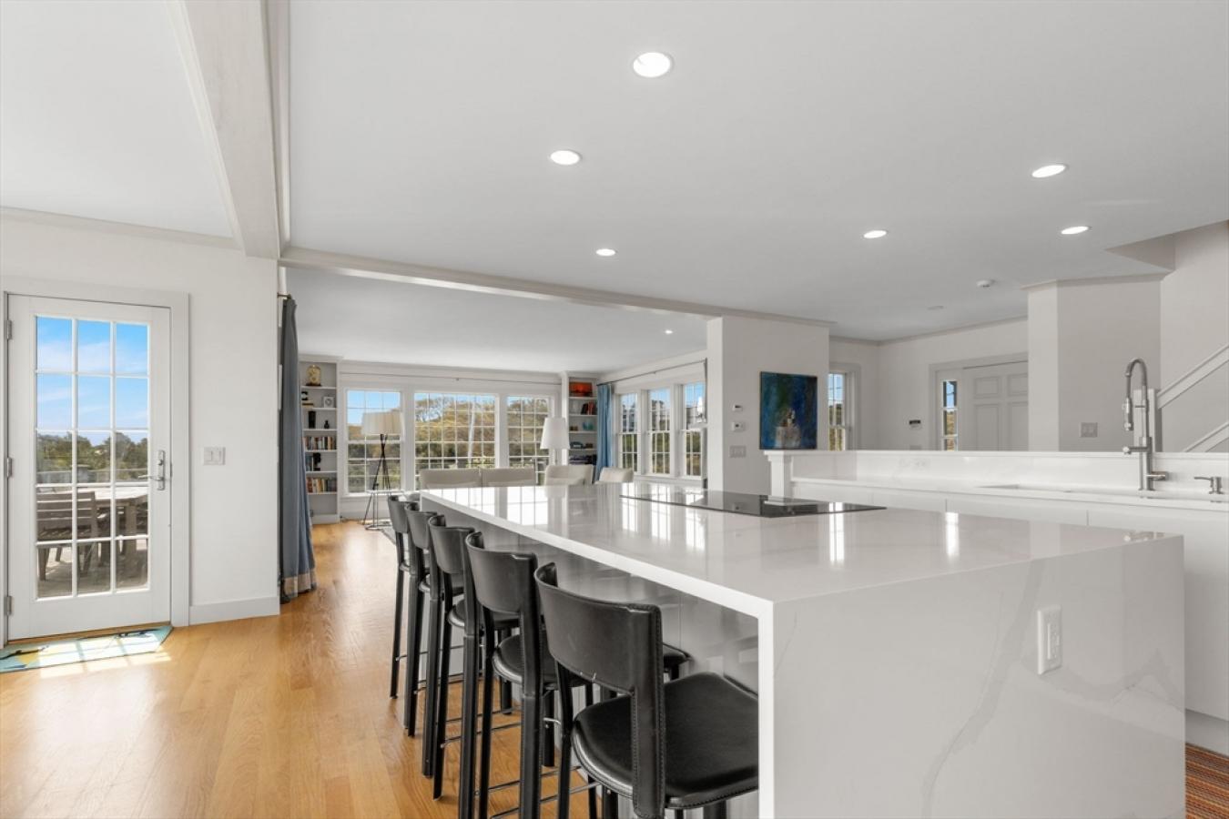 Perched on the waterfront in Chathams coveted Stage Island neighborhoo – image 8