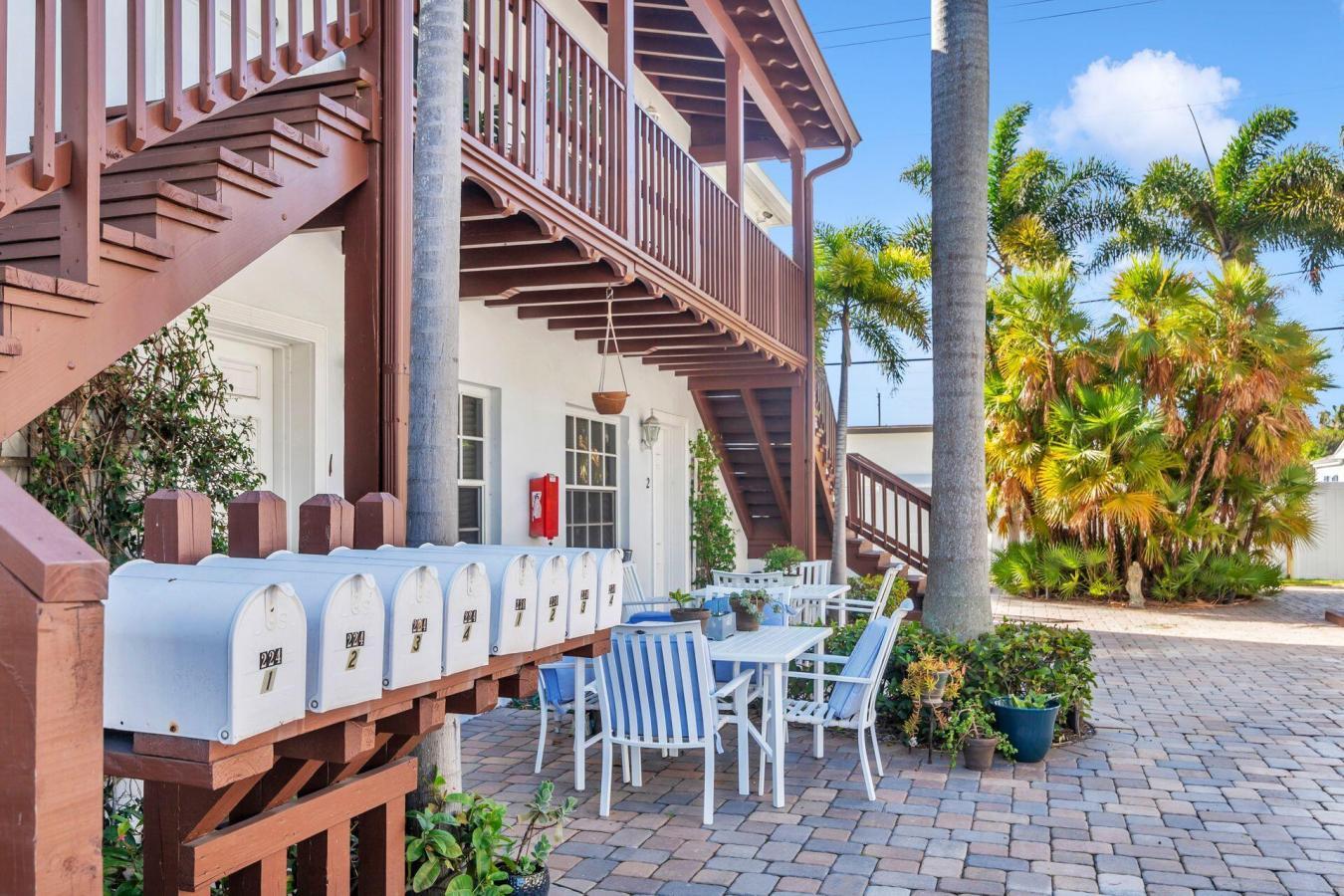 230 Conniston Road, West Palm Beach, FL, 33405, United States, 4 Bedrooms Bedrooms, ,4 BathroomsBathrooms,Residential,For Sale,230 Conniston Road,227730