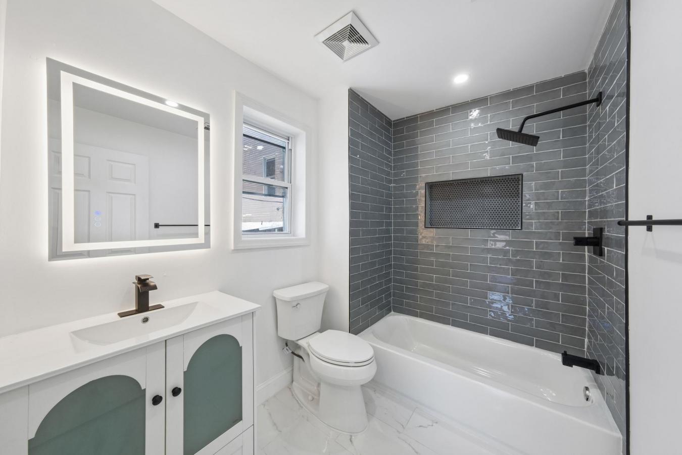 42 Passaic Avenue, Jersey City, Hudson, 07307, United States, 3 Bedrooms Bedrooms, ,3 BathroomsBathrooms,Residential,For Sale,42 Passaic Avenue,260010857